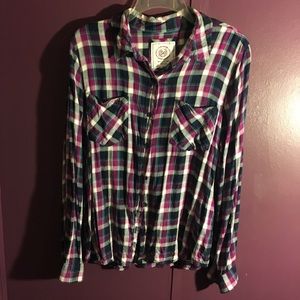 SO like new super soft flannel top long sleeve